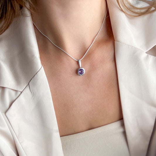 תליון כסף "ניקול" עם אבן אמטיסט