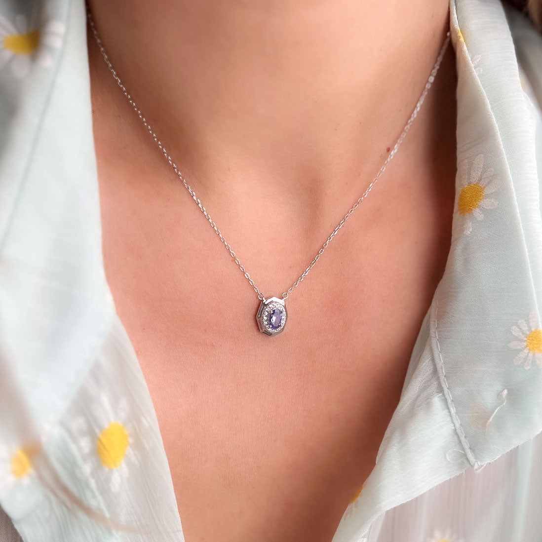 תליון כסף "גפן" עם אבן טנזנייט