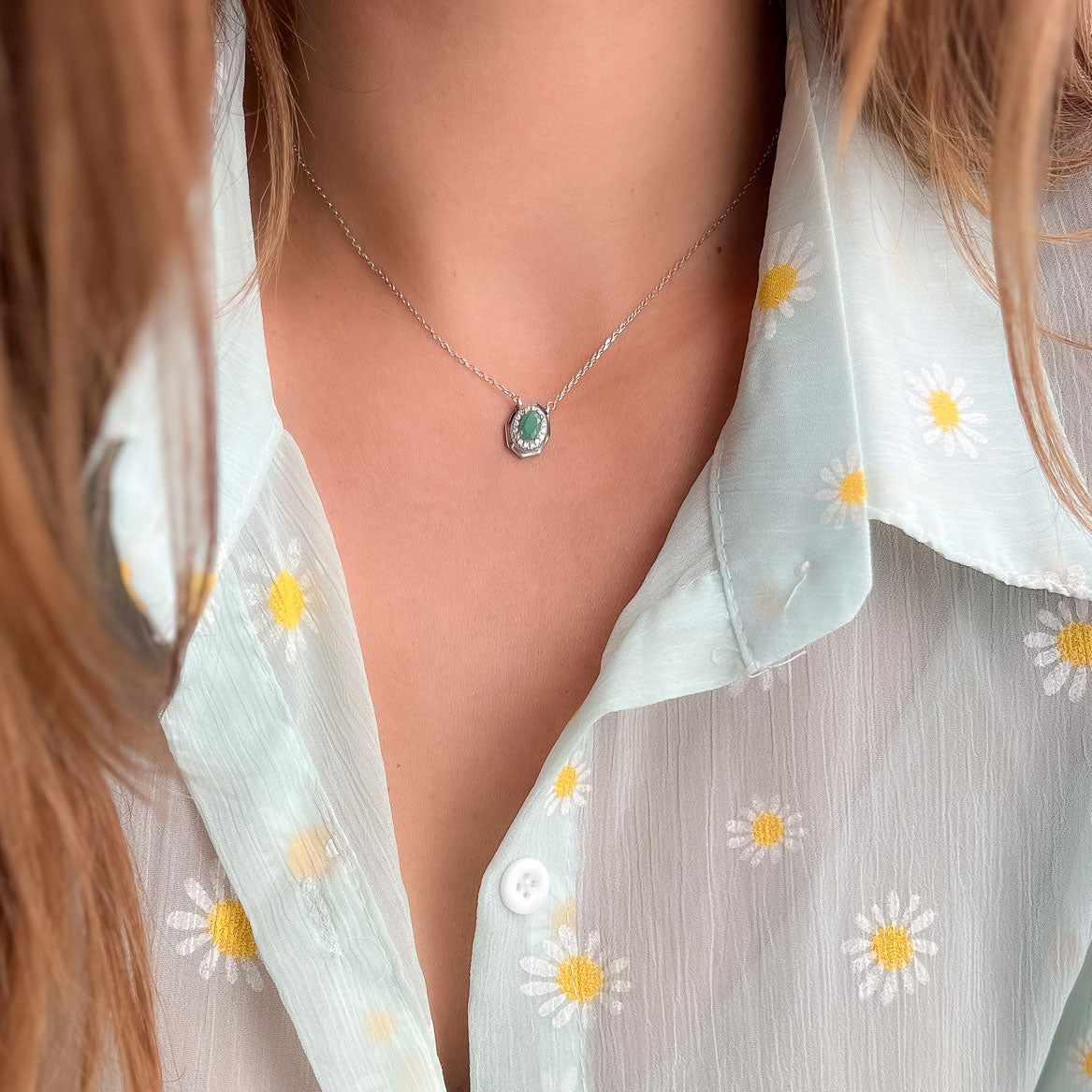 תליון כסף "גפן" עם אבן אמרלד