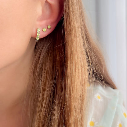 עגילי כסף "אוליב" עם אבני פרידוט