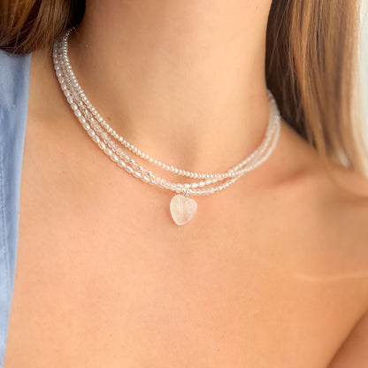 שרשרת אבני קריסטל קוורץ עדינה עם תליון לב