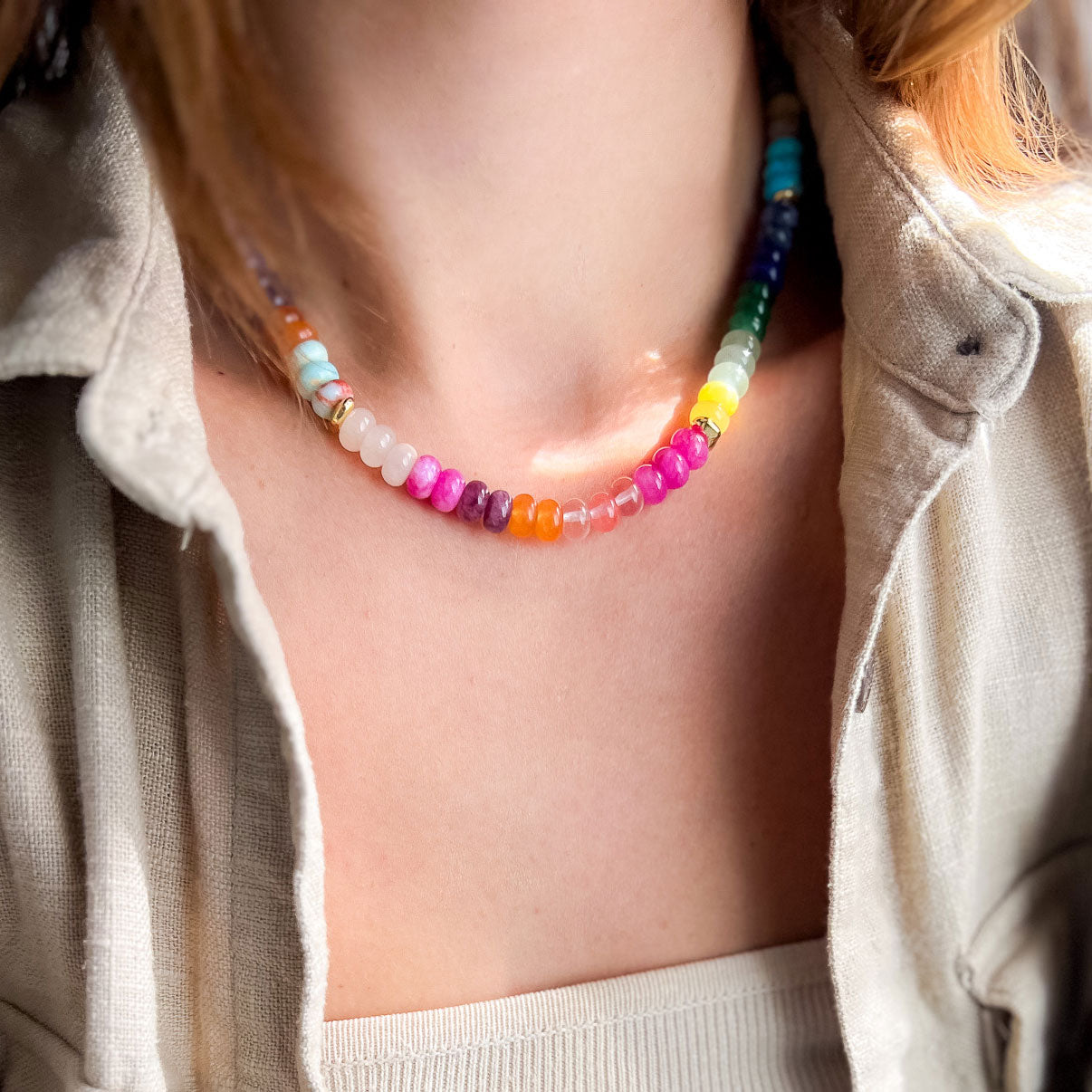 שרשרת לורן גדולה מאבני ג'ייד צבעוניות