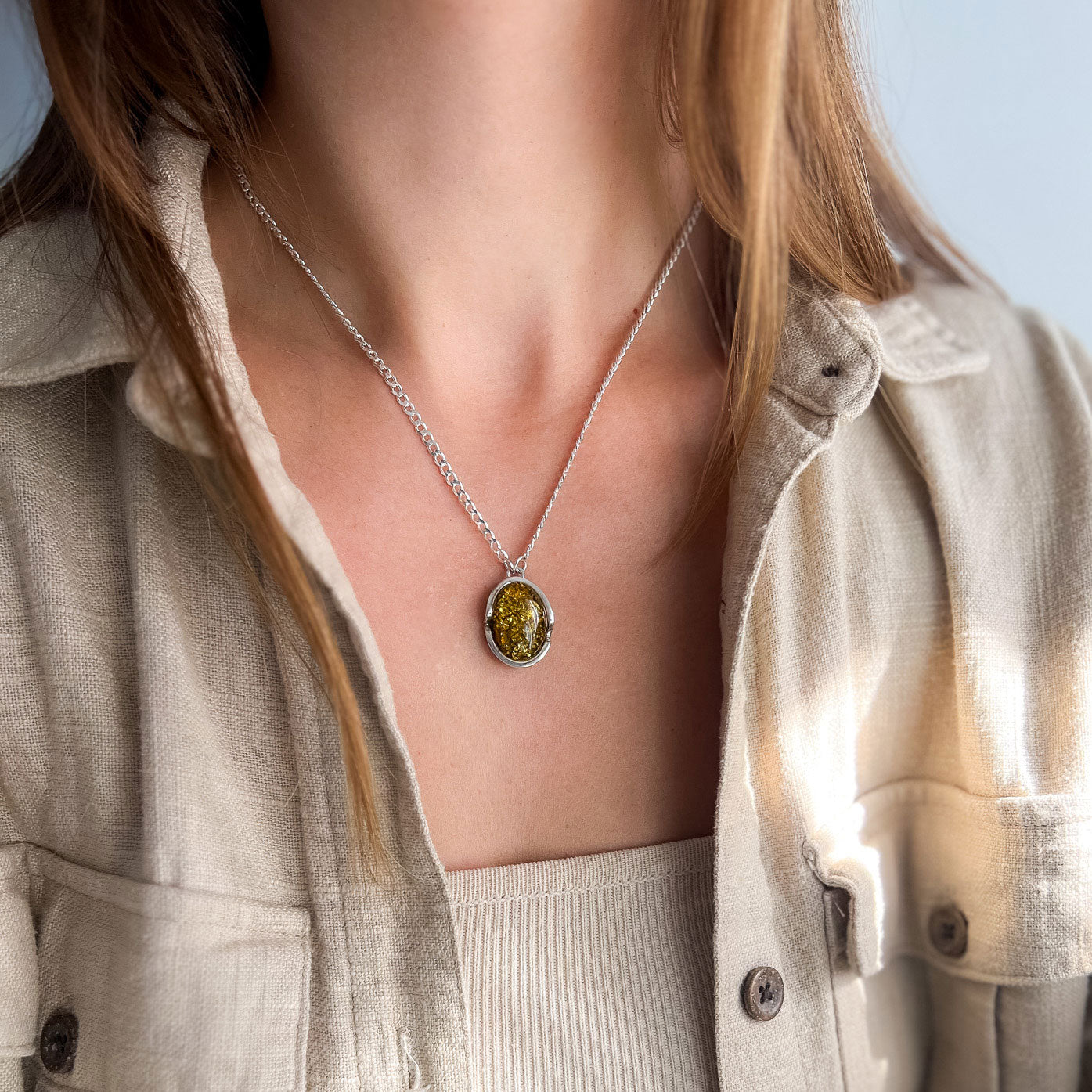 שרשרת כסף 925 עם תליון ענבר בלטי