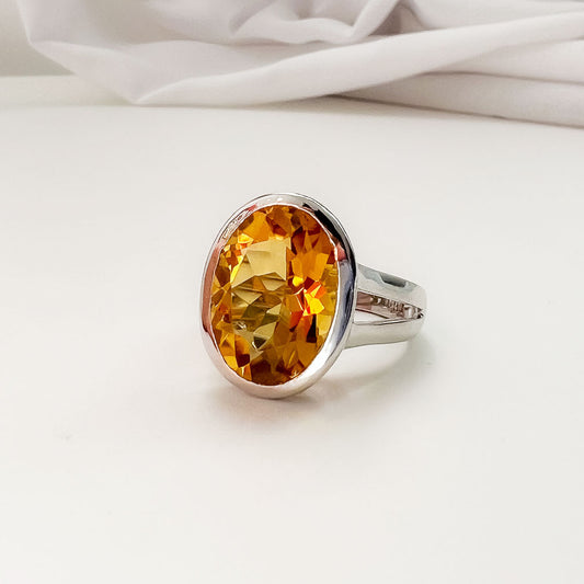 טבעת כסף שרליז עם אבן סטרין