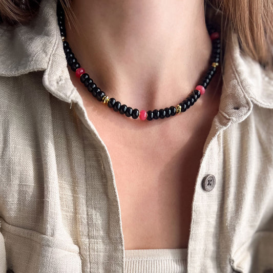 שרשרת לורן גדולה מאבני אוניקס שחור בגולד