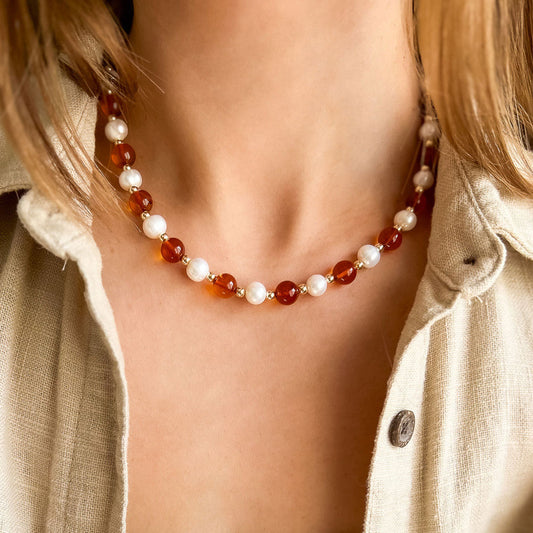 שרשרת ענבר בלטי בשילוב פנינים