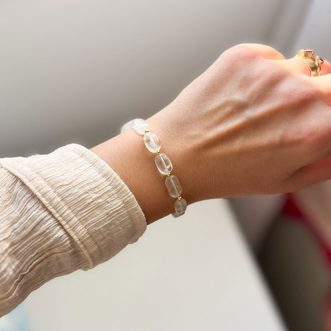 שרשרת אבני קריסטל קוורץ בגוון ירוק עדין