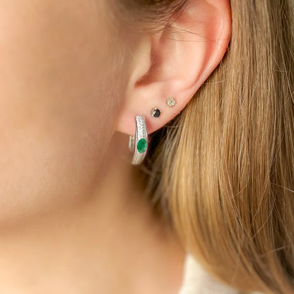 עגילי כסף "בלום" עם אבני אמרלד