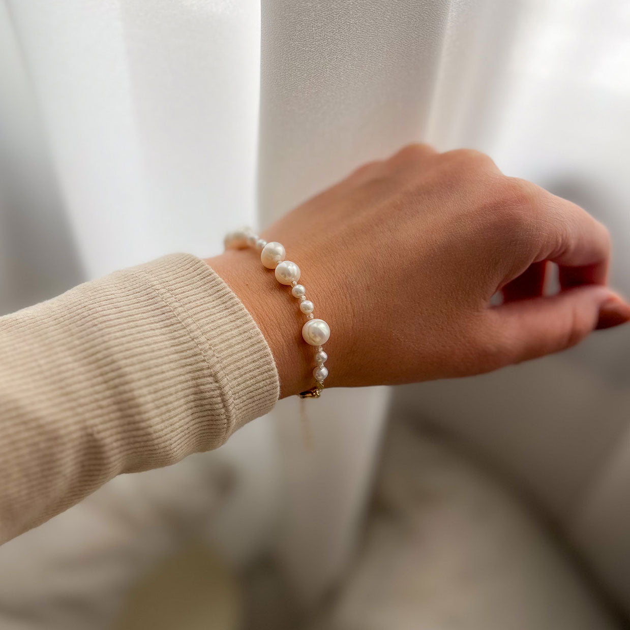 ROMI צמיד פנינים