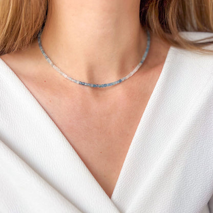 שרשרת אבני אקוומרין צבעונית