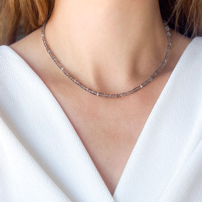 APRIL שרשרת אבני סמוקי קוורץ