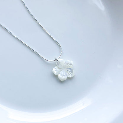 שרשרת נחש עדינה מכסף טהור 925 עם תליון פרח דובדבן מצדף