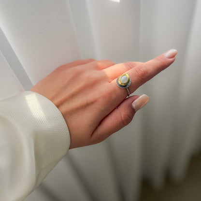 טבעת כסף עם אבן מונסטון סול