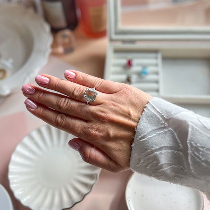 טבעת כסף "ריין" עם גרין אמטיסט