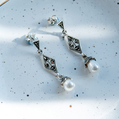 MAR עגילי כסף עם פנינים