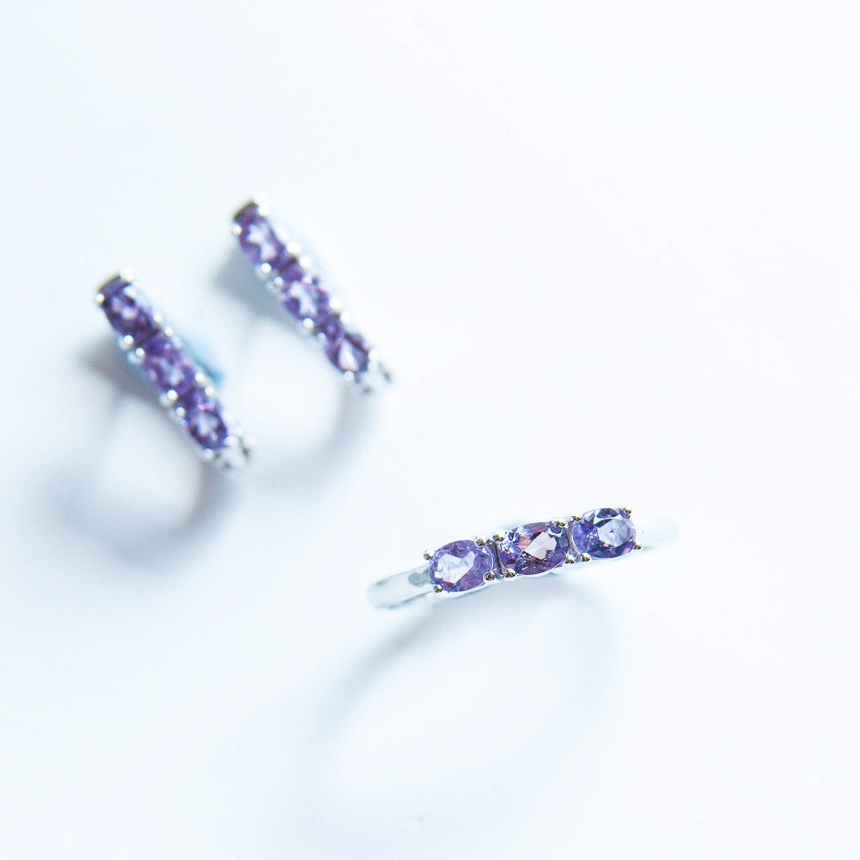 טבעת כסף "אוליב" עם אמטיסט בהירה