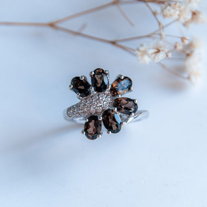 טבעת כסף טהור "מוניקה" עם אבני סמוקי קוורץ