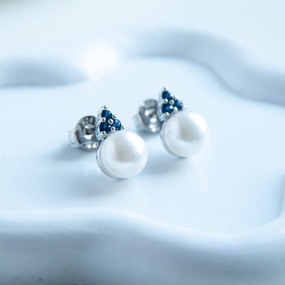 עגילי כסף "פיונה" עם פנינה וספיר