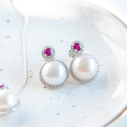 עגילי כסף "לירי" פנינה עם רובי