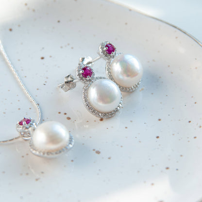 עגילי כסף "לירי" פנינה עם רובי