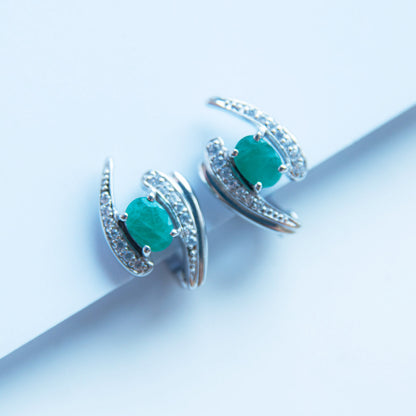 עגילי כסף "קטי" עם אבני אמרלד