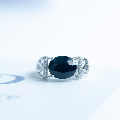 טבעת כסף "ארבל" עם אבן ספיר