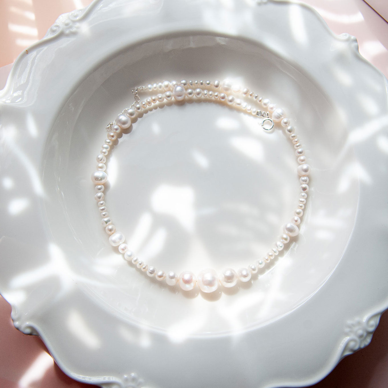 MORAN שרשרת פנינים בשילוב כמה גדלים