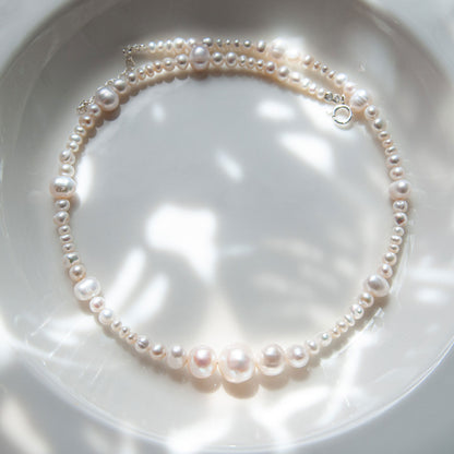 MORAN שרשרת פנינים בשילוב כמה גדלים