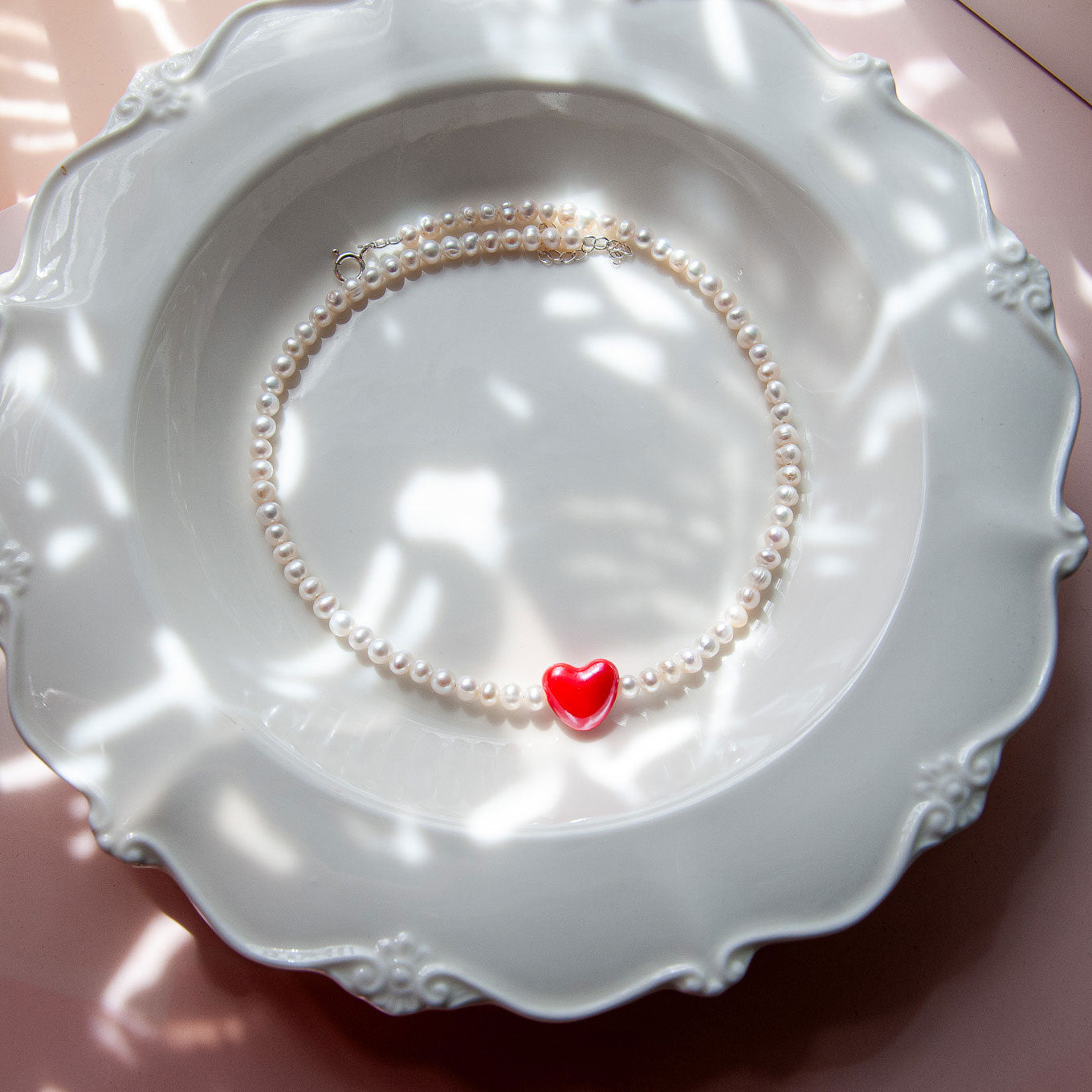 שרשרת פנינים מרי לב אדום