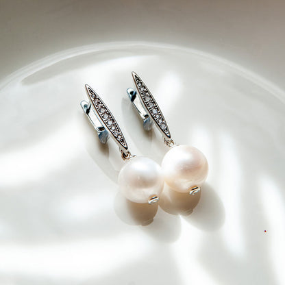 MORAN עגילי פנינה עגולה