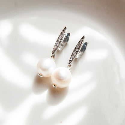 MORAN עגילי פנינה עגולה