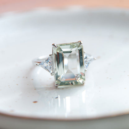 טבעת כסף "ריין" עם גרין אמטיסט