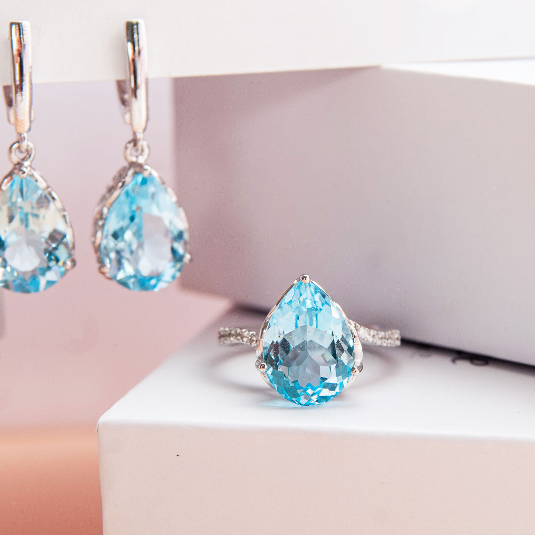 טבעת כסף "אליסיה" עם בלו טופז