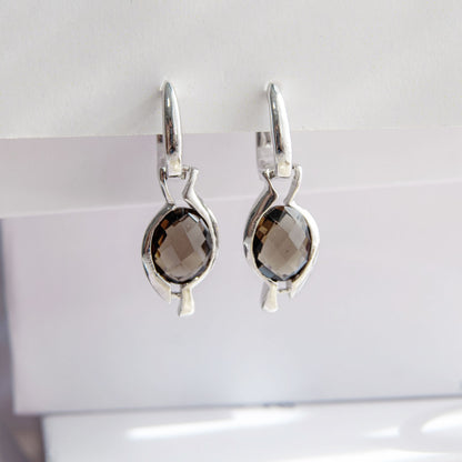 עגילי כסף "לייסי" עם סמוקי קוורץ