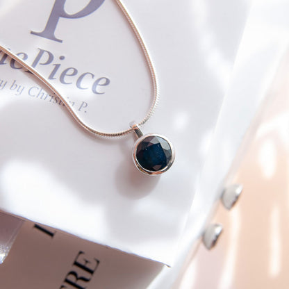 תליון כסף "טיילר" עם אבן ספיר