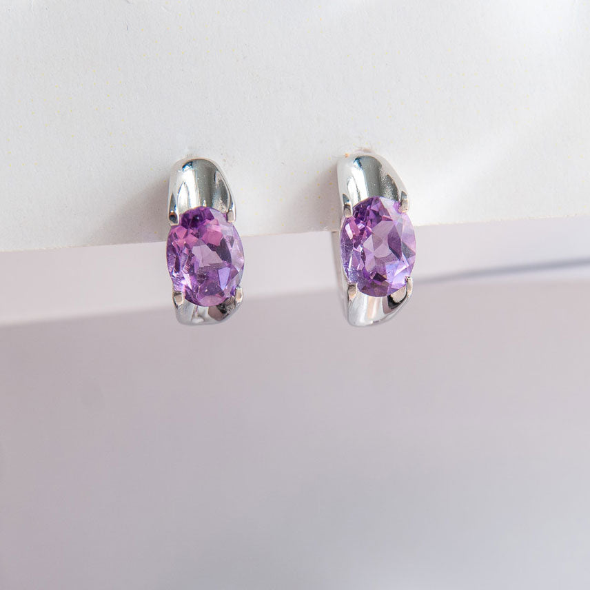 עגילי כסף "ג'ני" עם אבני אמטיסט