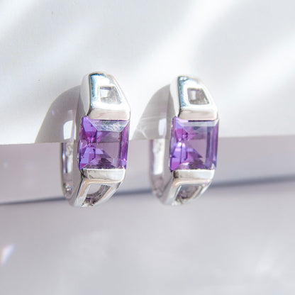 עגילי כסף "מונה" עם אבני אמטיסט