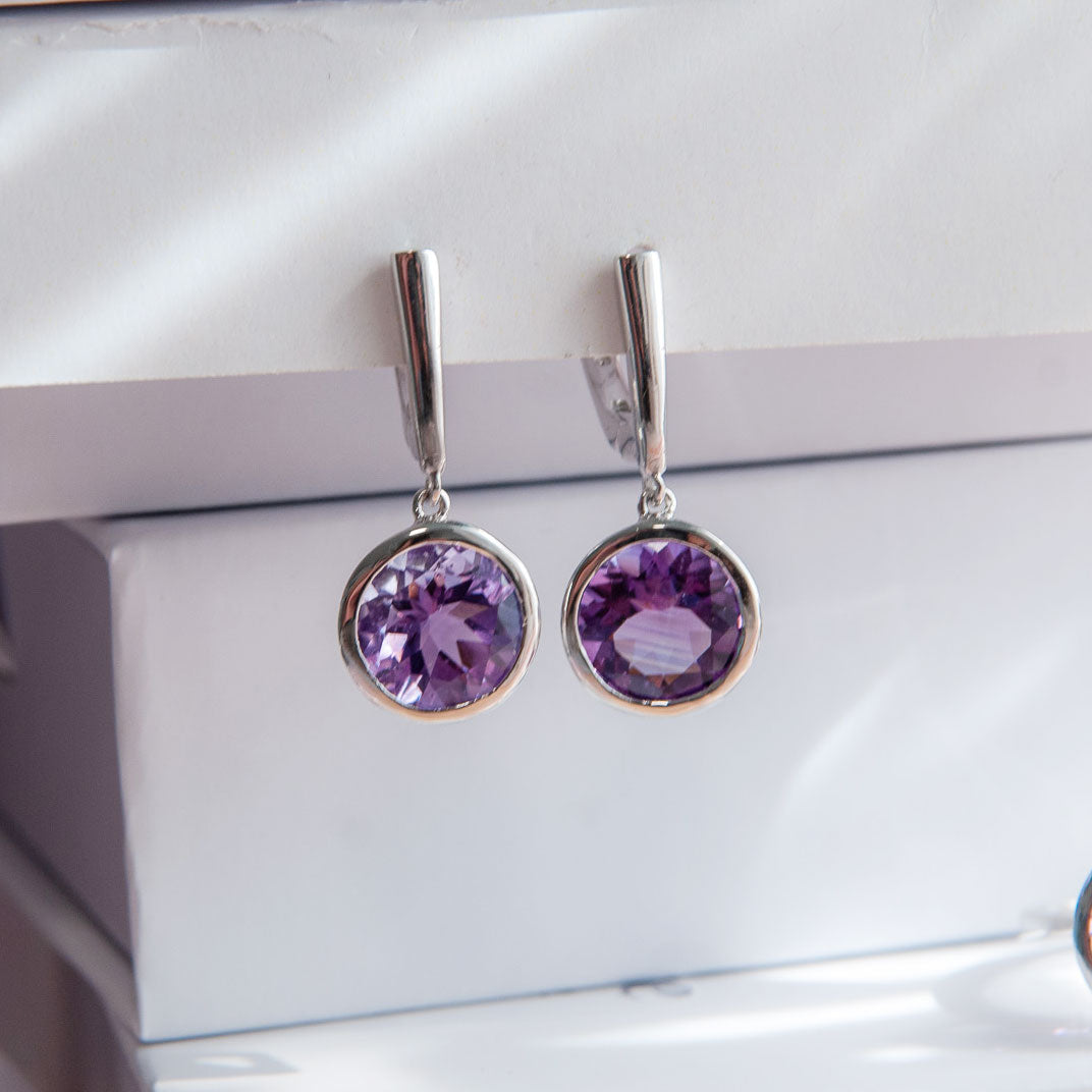 עגילי כסף "קידמן" עם אבני אמטיסט