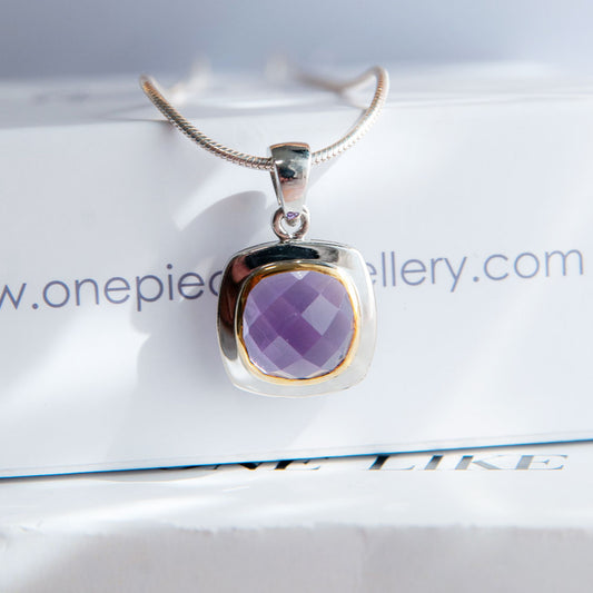 תליון כסף "אלין" עם אבן אמטיסט