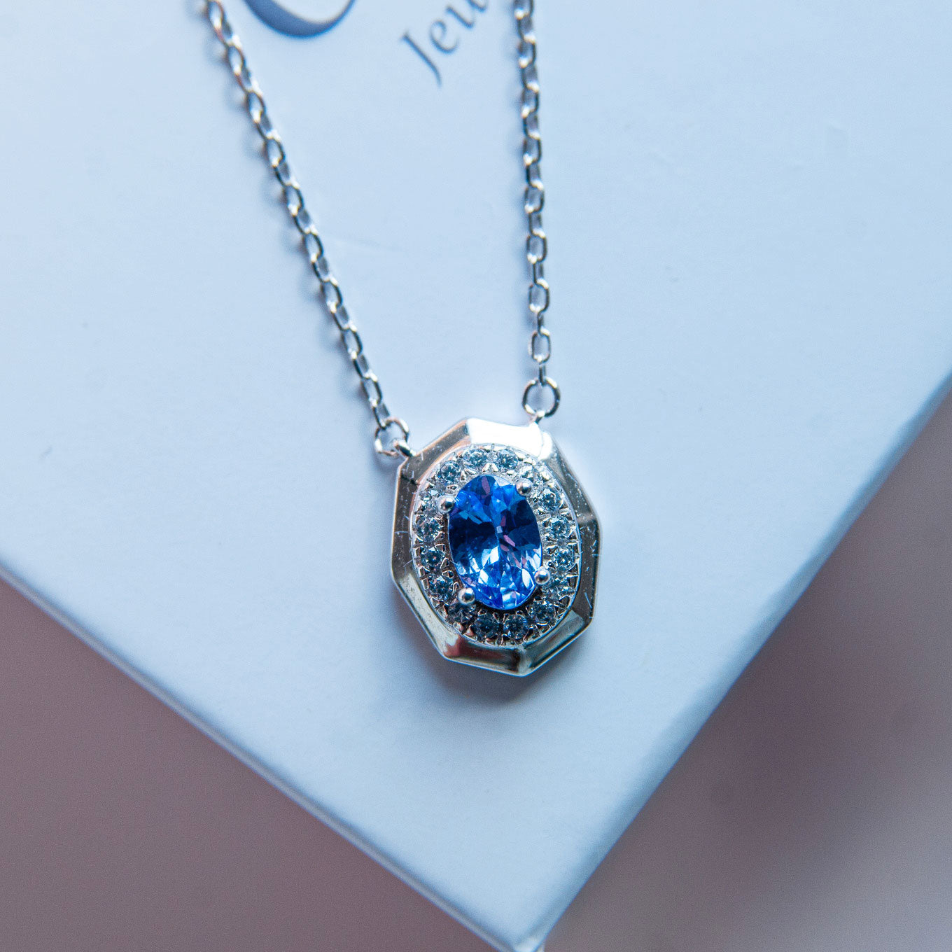 תליון כסף "גפן" עם אבן טנזנייט