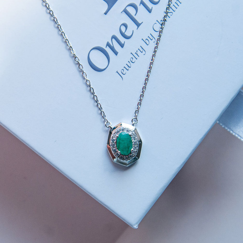 תליון כסף "גפן" עם אבן אמרלד