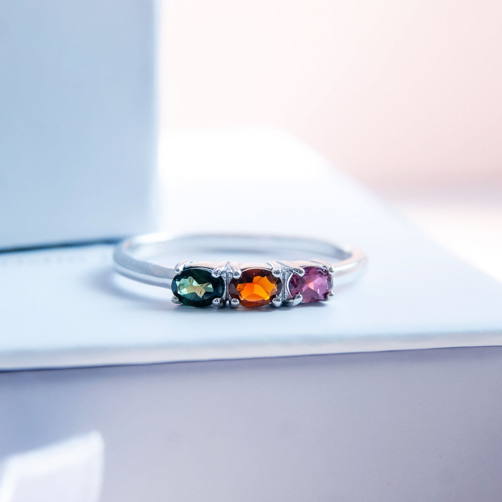 טבעת כסף "אוליב" עם אבני טורמלין צבעוניות