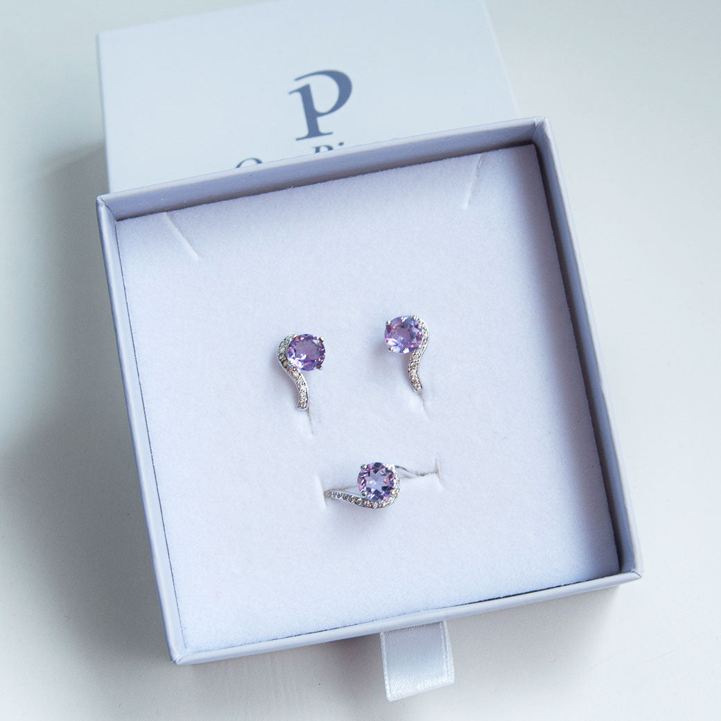 טבעת כסף "קלואי" עם אבן אמטיסט