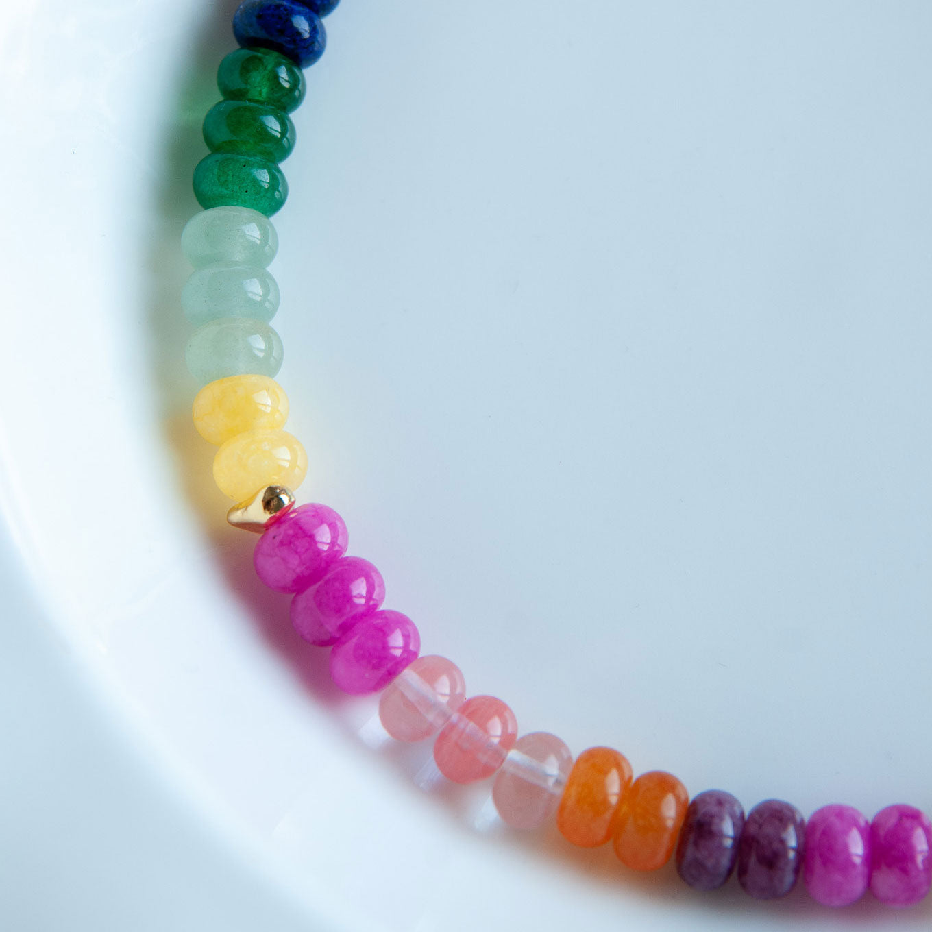 שרשרת לורן גדולה מאבני ג'ייד צבעוניות