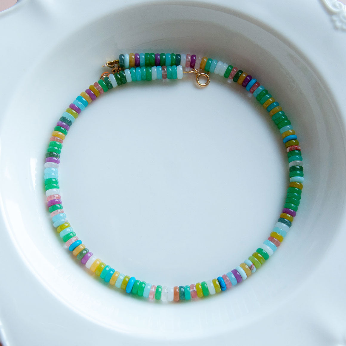 שרשרת לורן מאבני ג'ייד צבעוניות