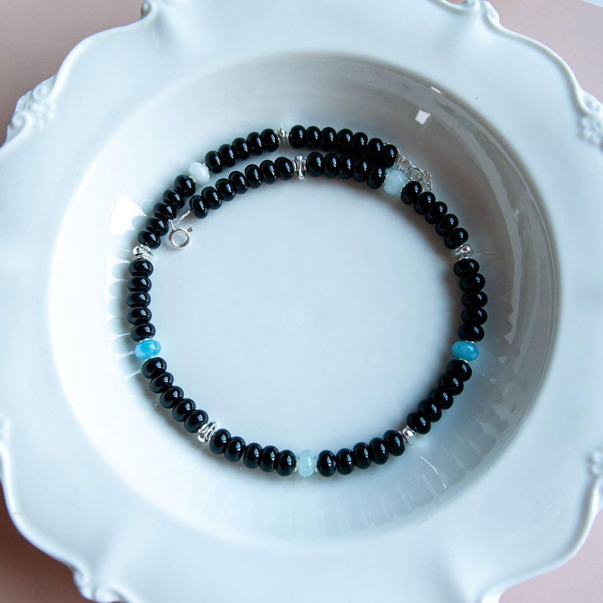 שרשרת לורן גדולה מאבני אוניקס שחור בכסף