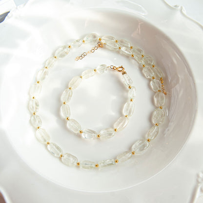 שרשרת אבני קריסטל קוורץ בגוון ירוק עדין