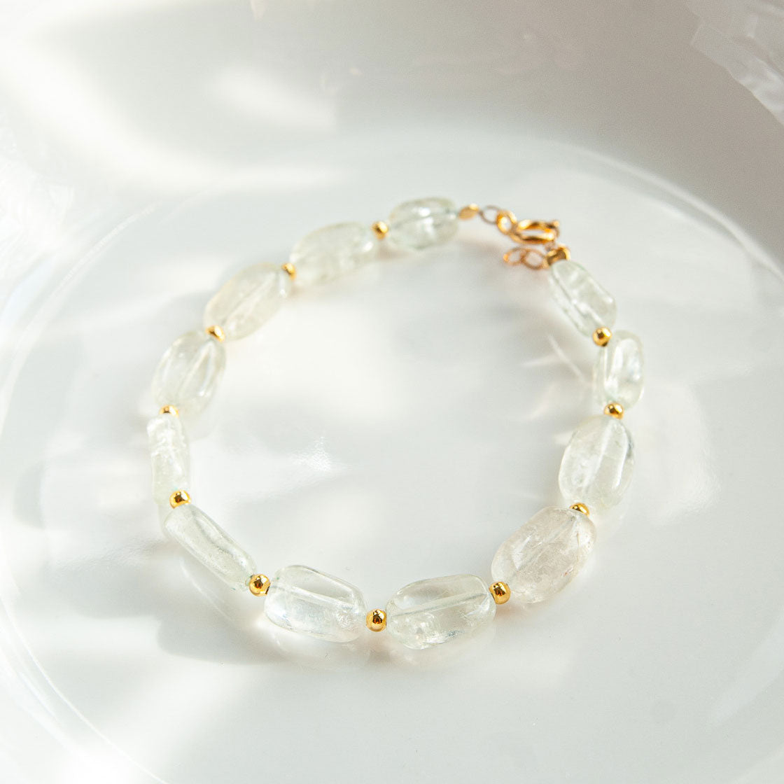 שרשרת אבני קריסטל קוורץ בגוון ירוק עדין