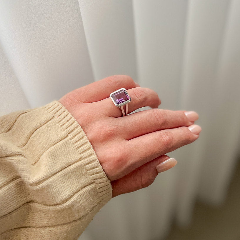 MADY טבעת כסף עם אמטיסט