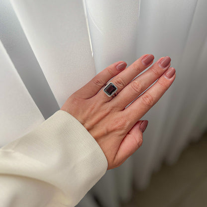 MADY טבעת כסף עם אבני סמוקי קוורץ